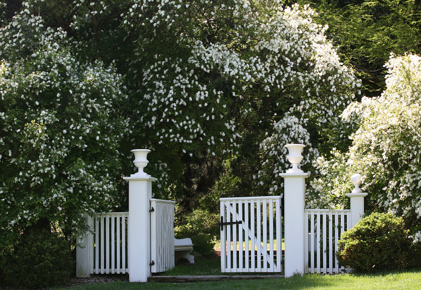 We installed home vinyl fence with gate posts.