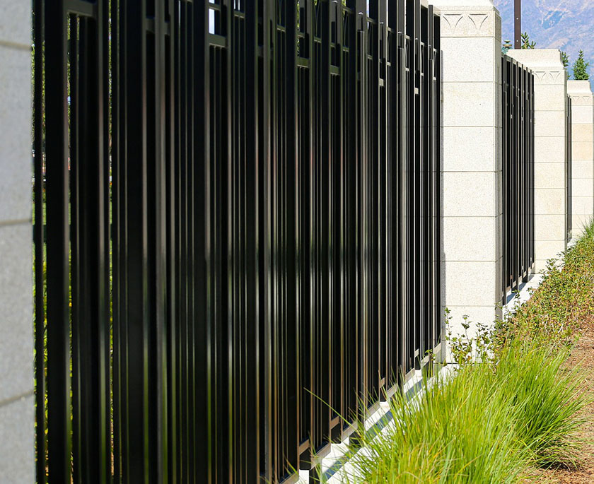 aluminum fencing